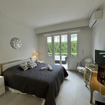 Moderne Et Luxueux A Res Miramar *